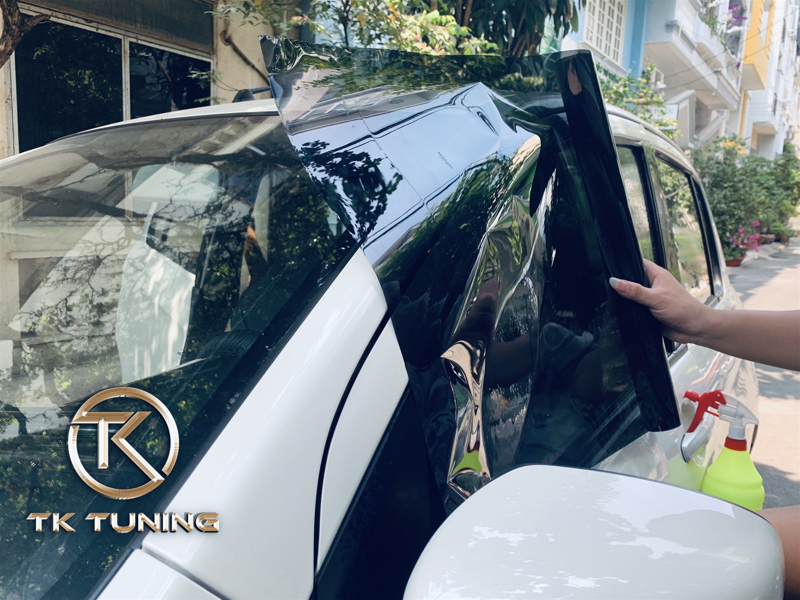 Dán Phim Cách Nhiệt Toyota Rush Tại Tphcm Giá Rẻ
